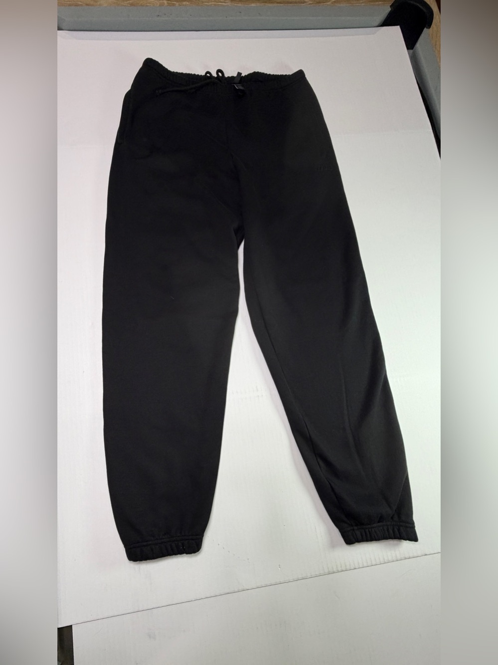 SKIMS Cozy Fleece Jogger Sweatpants Black Women’s Medium NWOT Lounge